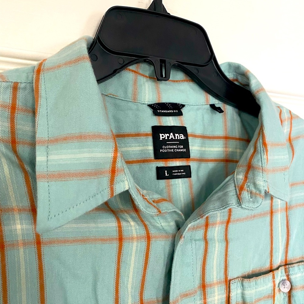 Prana Mens Button Down Teal Striped Shirt